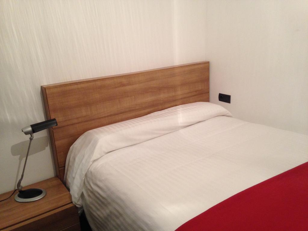 Apartamentos เบนิสกัสซิม ภายนอก รูปภาพ